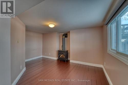 5275 Thornwood Drive, Mississauga, ON - Indoor Photo Showing Other Room