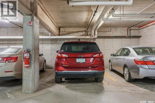 112 928 Heritage View, Saskatoon, SK - Indoor Photo Showing Garage