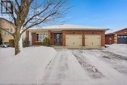 35 SOUTHVIEW CRESCENT  Cambridge, ON N1P 1A3