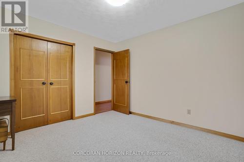 35 Southview Crescent, Cambridge, ON - Indoor Photo Showing Other Room