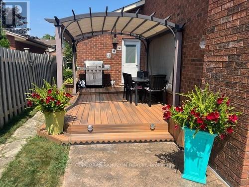 35 Southview Crescent, Cambridge, ON - Outdoor With Deck Patio Veranda