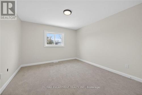 45 B Howard Street, Haldimand, ON - Indoor Photo Showing Other Room