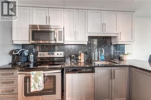330 Phillip Street Unit# S2007, Waterloo, ON - Indoor Photo Showing Kitchen With Upgraded Kitchen