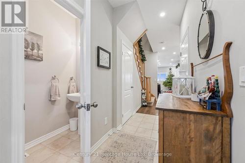 73 Courtney Street, Centre Wellington (Fergus), ON - Indoor Photo Showing Other Room