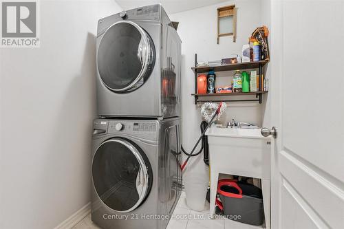 73 Courtney Street, Centre Wellington (Fergus), ON - Indoor Photo Showing Laundry Room