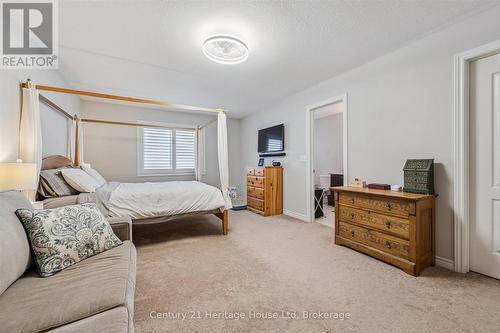 73 Courtney Street, Centre Wellington (Fergus), ON - Indoor Photo Showing Bedroom