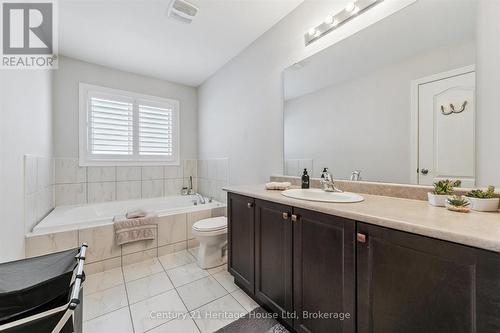 73 Courtney Street, Centre Wellington (Fergus), ON - Indoor Photo Showing Bathroom