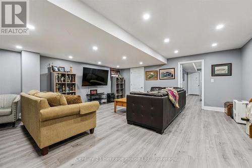 73 Courtney Street, Centre Wellington (Fergus), ON - Indoor Photo Showing Basement