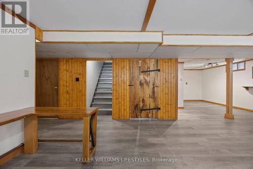 8 East Williams Street, North Middlesex (Nairn), ON - Indoor Photo Showing Other Room