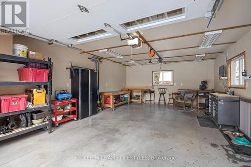 8 East Williams Street, North Middlesex (Nairn), ON - Indoor Photo Showing Garage