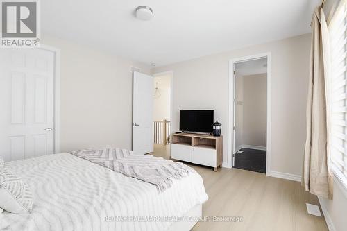 258 Sapling Grove, Ottawa, ON - Indoor Photo Showing Bedroom