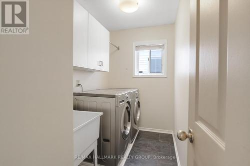 Main floor laundry - 6 Robina Avenue, Ottawa, ON - Indoor Photo Showing Laundry Room