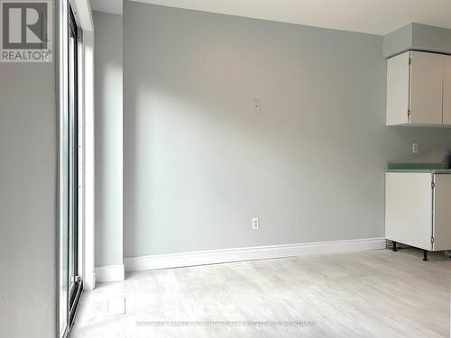 16 Cunningham Drive, Barrie (Ardagh), ON - Indoor