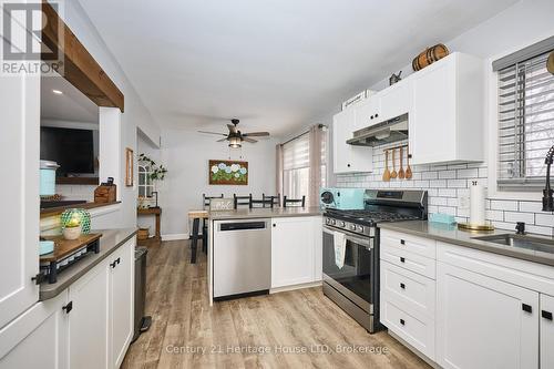 kitchen - 8845 Banting Avenue, Niagara Falls (Chippawa), ON - Indoor Photo Showing Kitchen