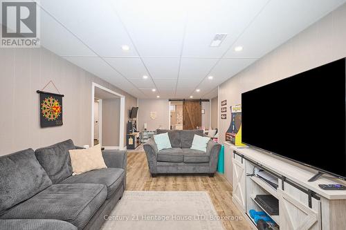 rec-room lower level - 8845 Banting Avenue, Niagara Falls (Chippawa), ON - Indoor Photo Showing Living Room