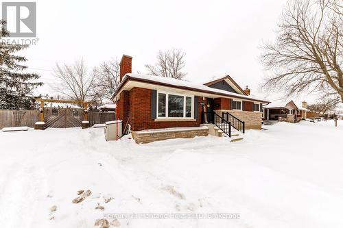 frontview - 8845 Banting Avenue, Niagara Falls (Chippawa), ON - Outdoor