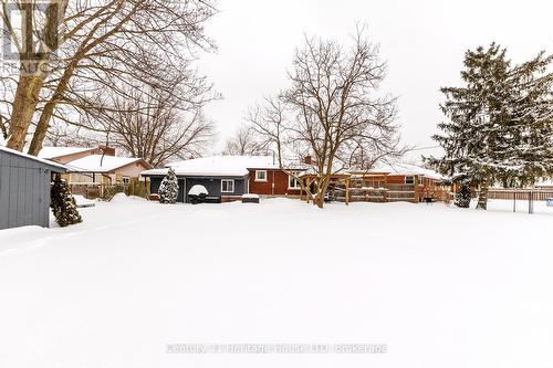 back view of the home - 8845 Banting Avenue, Niagara Falls (Chippawa), ON - Outdoor