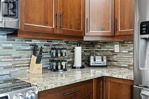 759 Mcclure Road, Kelowna, BC - Indoor Photo Showing Kitchen