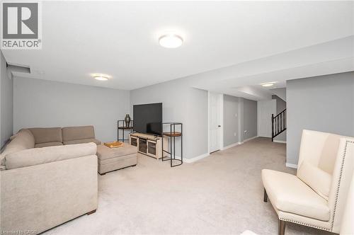 23 Bellflower Boulevard, Hamilton, ON - Indoor