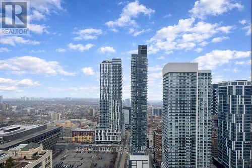 View 2 - 2604 - 100 Dalhousie Street, Toronto, ON - Outdoor With View