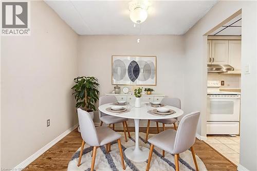 Virtually staged. - 88 Tollgate Road Unit# 402, Brantford, ON - Indoor Photo Showing Dining Room