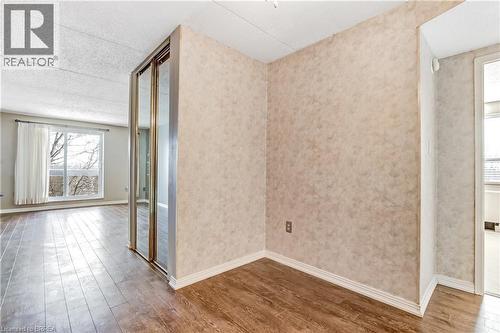 88 Tollgate Road Unit# 402, Brantford, ON - Indoor Photo Showing Other Room