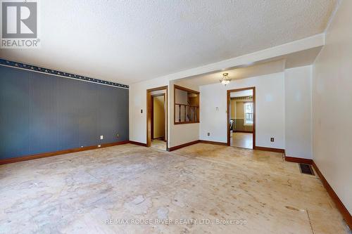 313 Rondeau Court, Oshawa, ON - Indoor Photo Showing Other Room