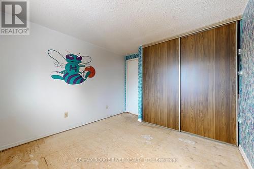 313 Rondeau Court, Oshawa, ON - Indoor Photo Showing Other Room