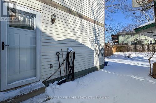 313 Rondeau Court, Oshawa, ON - Outdoor With Exterior