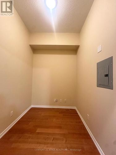 118 - 8 MAISON PARC COURT  Vaughan, ON L4J 0K5