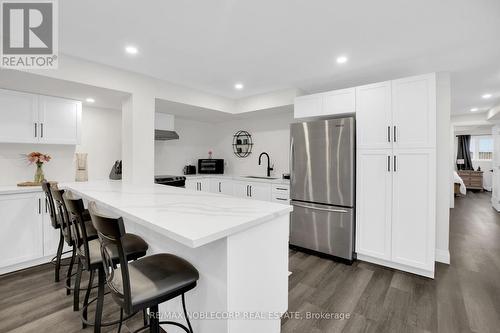 17088 Horseshoe Hill Road, Caledon, ON - Indoor Photo Showing Kitchen
