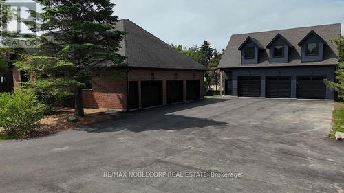 17088 Horseshoe Hill Road, Caledon, ON - Outdoor