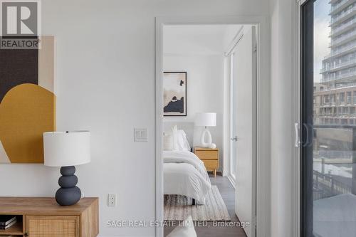 327 - 270 Dufferin Street, Toronto, ON - Indoor