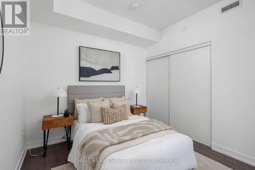 327 - 270 Dufferin Street, Toronto, ON - Indoor Photo Showing Bedroom