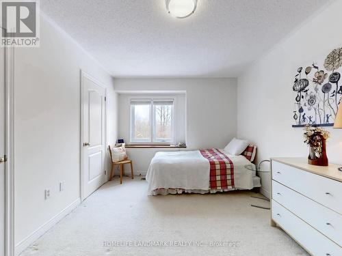 156 Pressed Brick Drive, Brampton, ON - Indoor Photo Showing Bedroom