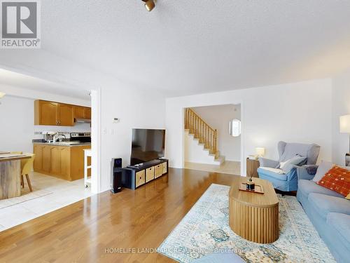 156 Pressed Brick Drive, Brampton, ON - Indoor Photo Showing Living Room