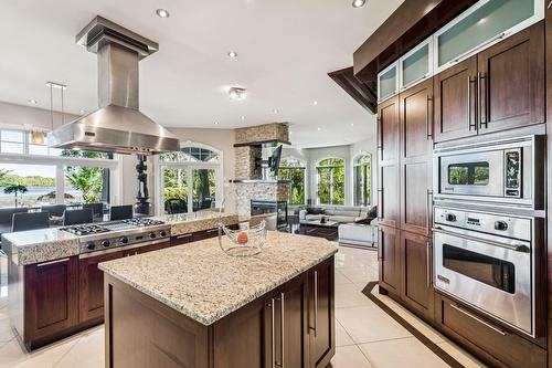 Cuisine - 7Z 11E Avenue, Laval (Auteuil), QC - Indoor Photo Showing Kitchen With Fireplace