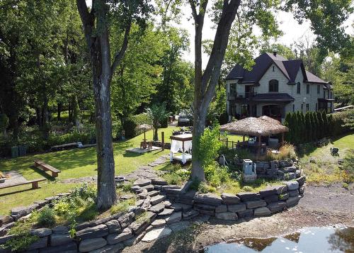 Accès au plan d'eau - 7Z 11E Avenue, Laval (Auteuil), QC - Outdoor