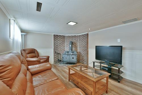 Salle familiale - 76 4E Avenue, L'Épiphanie, QC - Indoor Photo Showing Living Room