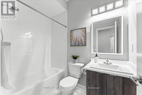 131 Lebovic Campus Drive, Vaughan, ON - Indoor Photo Showing Bathroom