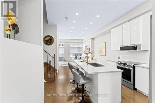 131 Lebovic Campus Drive, Vaughan, ON - Indoor Photo Showing Kitchen With Upgraded Kitchen