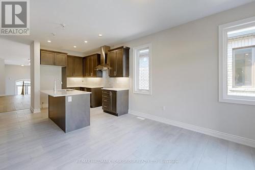 2966 Monarch Drive, Orillia, ON - Indoor Photo Showing Kitchen