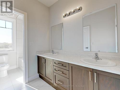 2968 Monarch Drive, Orillia, ON - Indoor Photo Showing Bathroom