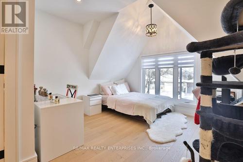 1438 Garnet Avenue, Mississauga, ON - Indoor Photo Showing Bedroom