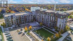 004 - 95 DUNDAS STREET W  Oakville, ON L6M 5N4