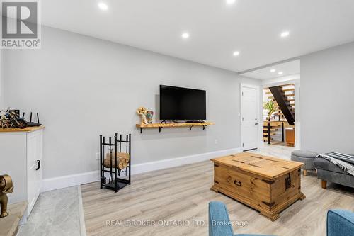 New Flooring Throughout - 13 Pine Tree Crescent, Brampton, ON - Indoor