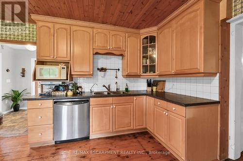 463 Concession 14 Road, Haldimand, ON - Indoor Photo Showing Kitchen With Double Sink