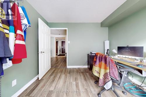 703 - 736 Bay Street, Toronto, ON - Indoor