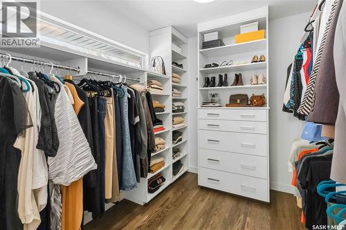 1134 Spadina Crescent E, Saskatoon, SK - Indoor With Storage