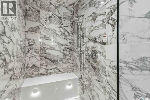 1134 Spadina Crescent E, Saskatoon, SK - Indoor Photo Showing Bathroom